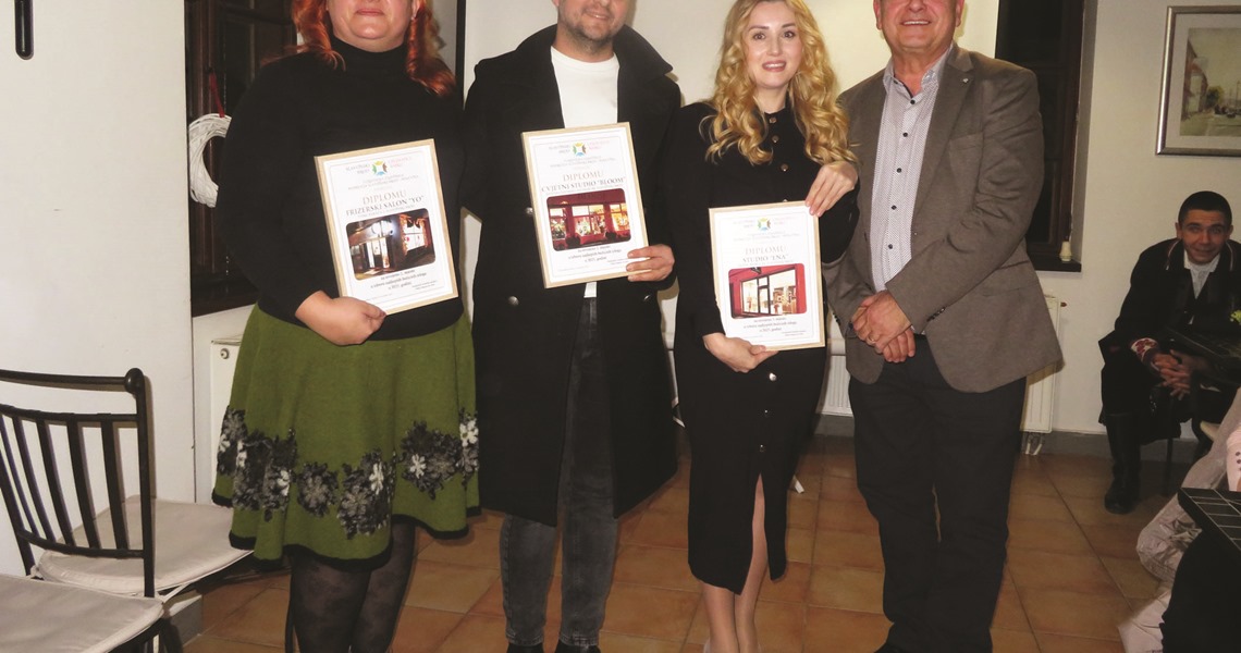 Posavska Hrvatska : Izlozima i pretkućnicama pridonijeli blagdanskom duhu 