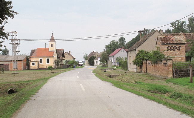 Posavska Hrvatska : Mi smo tu, ne damo se!