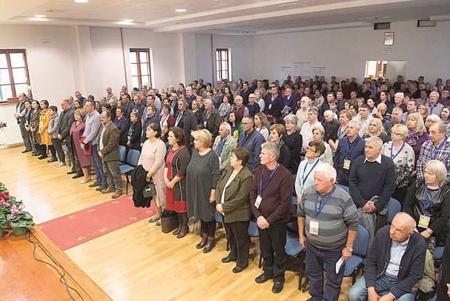Kultura : 21. Večer pučke poezije u Slavonskom Brodu