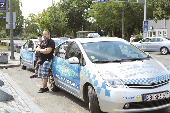 Život : Svuda pođi, kući taksijem dođi