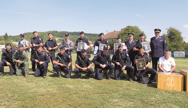 Život :  Natjecanje za najspremnijeg policajca