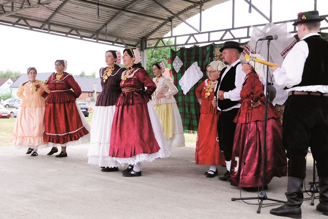 Općine : Dođi diko da igramo kolo