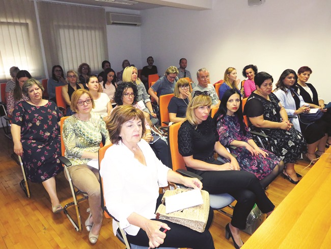 Posavska Hrvatska : Seminar "Priprema za uvođenje eura"