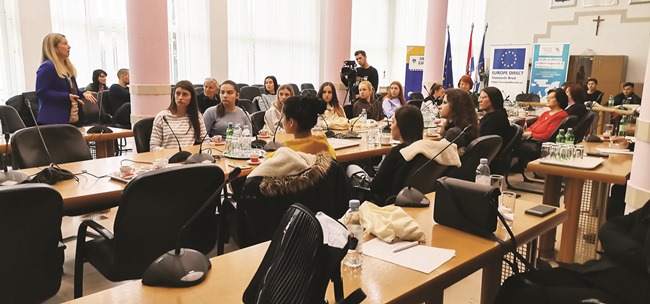Posavska Hrvatska : Zamke prilikom online kupovine te isticanje cijena tijekom sniženja