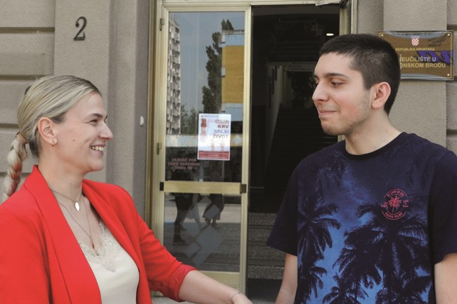 Posavska Hrvatska : Primjer zlata vrijedan