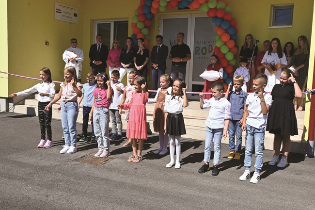 Posavska Hrvatska : Novi vrtić već čeka proširenje!