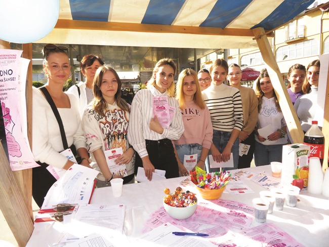 Slavonski Brod : Promoviranje volonterstva i sprečavanje nasilja na internetu 