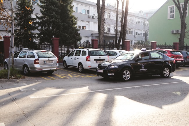 Posavska Hrvatska : Uz taksi nema plaćanja goriva i parkirne karte
