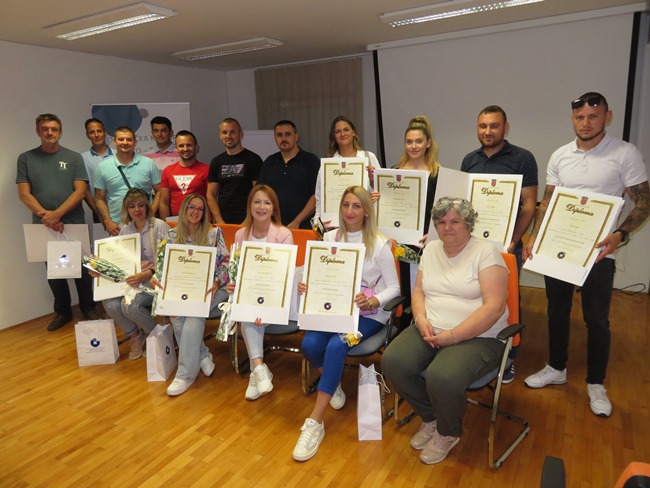 Gospodarstvo : Promovirana 22 nova majstora