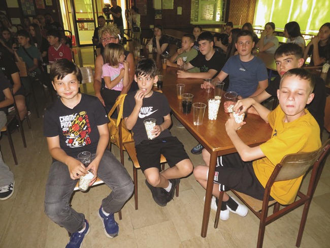 Školstvo : Dječji filmski festival
