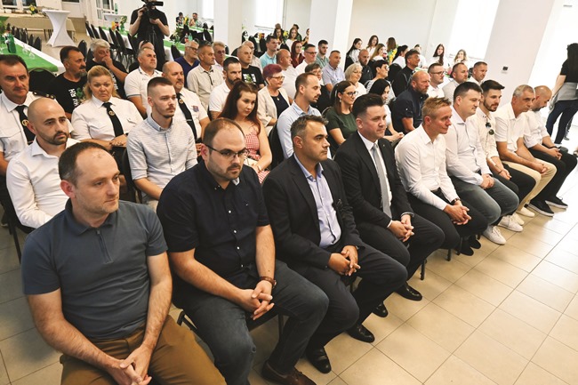 Posavska Hrvatska : Gradimo mjesto za kvalitetan i miran život