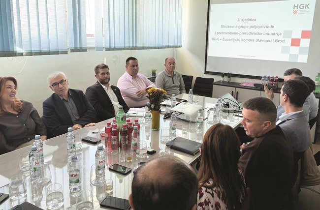 Posavska Hrvatska : Zakon i praksa o informiranju potrošača o hrani – edukacija u Novoj Gradiški