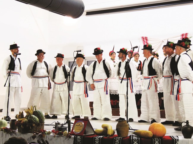 Posavska Hrvatska : Nema ljepšeg od složnih grla