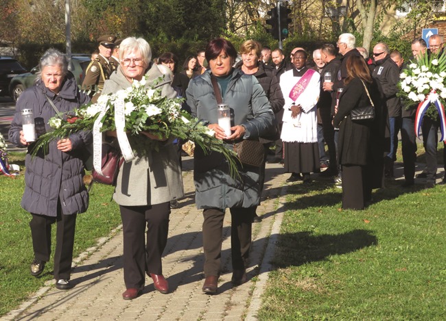 Slavonski Brod : Sjetimo ih se s ponosom i tugom