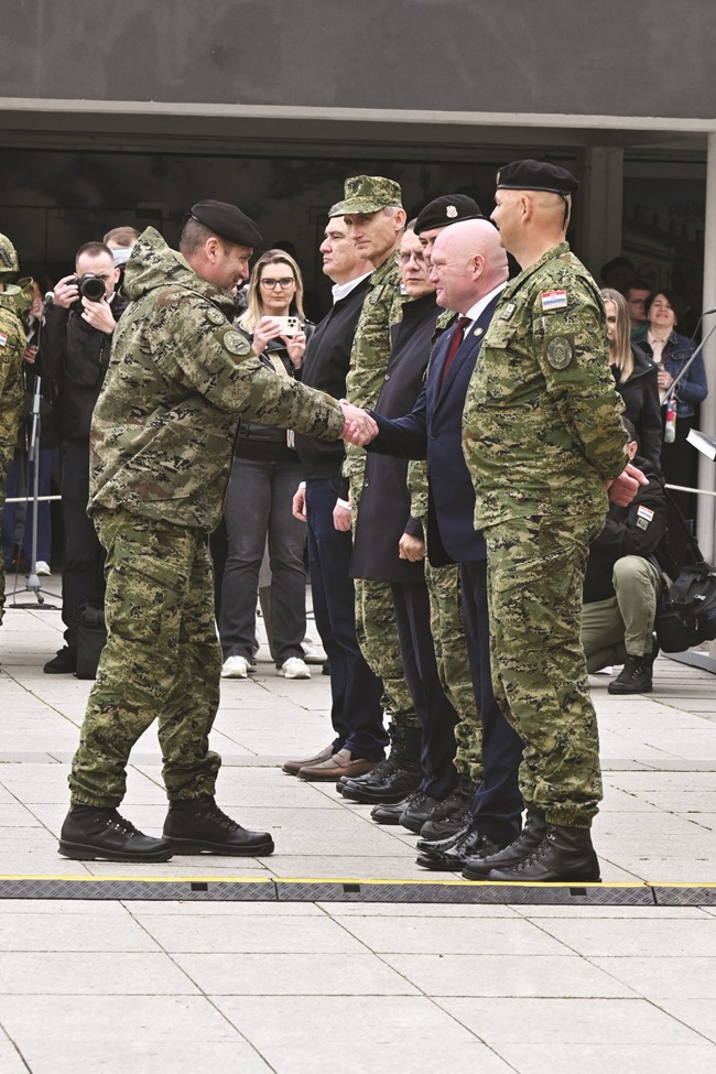 Posavska Hrvatska : Branili, obranili i oslobodili Republiku Hrvatsku