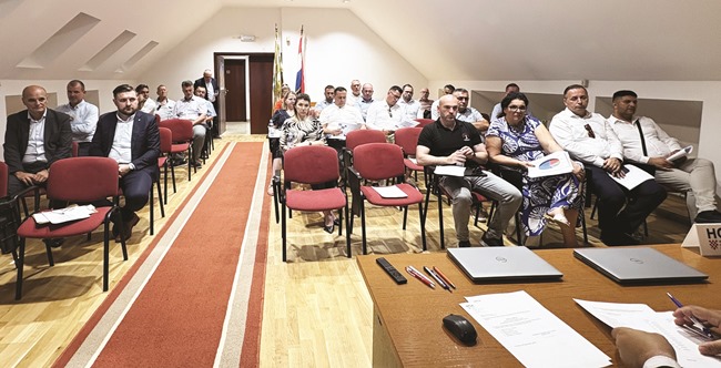Posavska Hrvatska : SAZNAI: HGK pokreće besplatne edukacije za digitalnu transformaciju mikro i malih poduzetnika