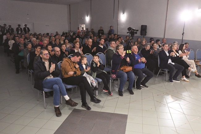 Posavska Hrvatska : Mi uživamo u pjesmi